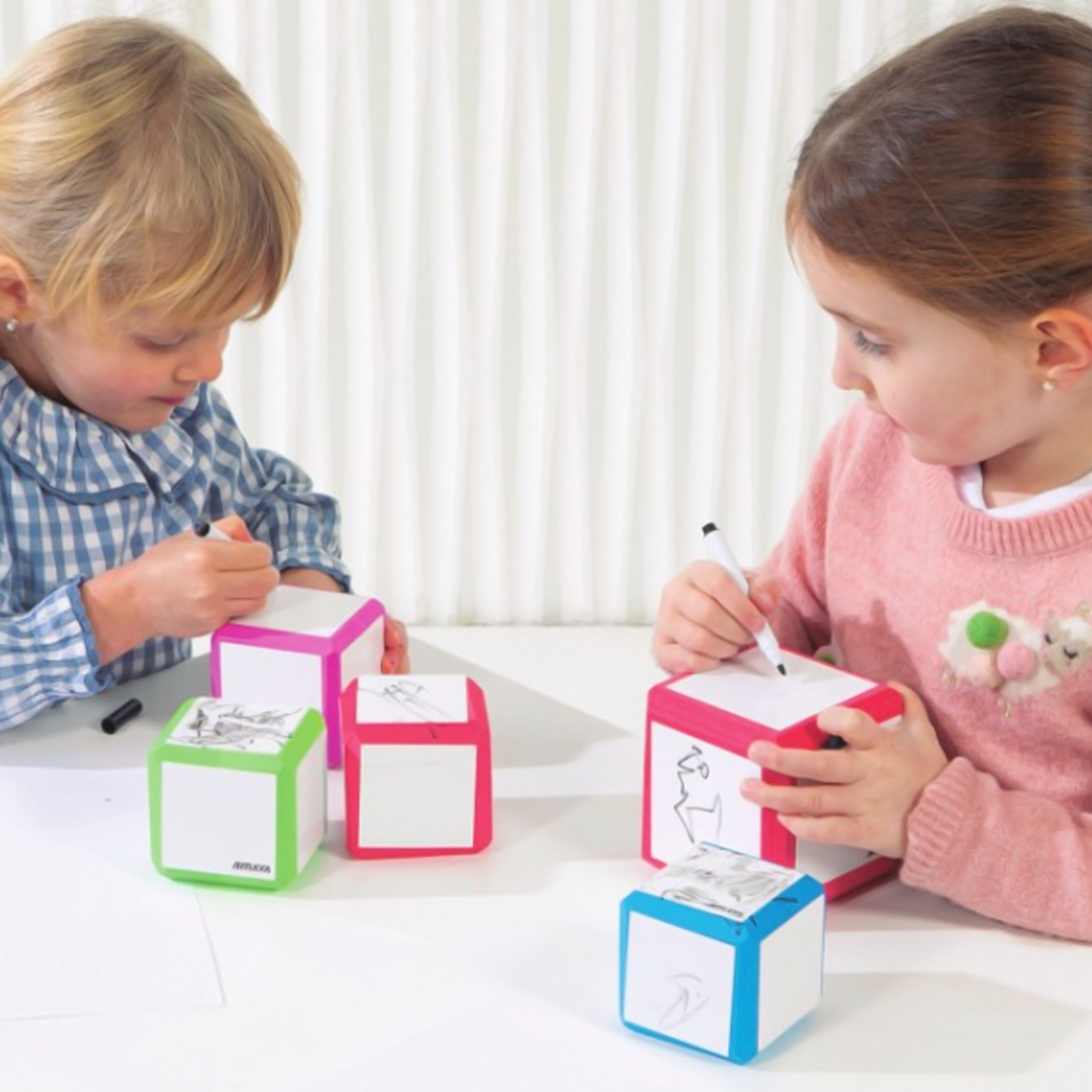 Customizable dice 7,5 cm