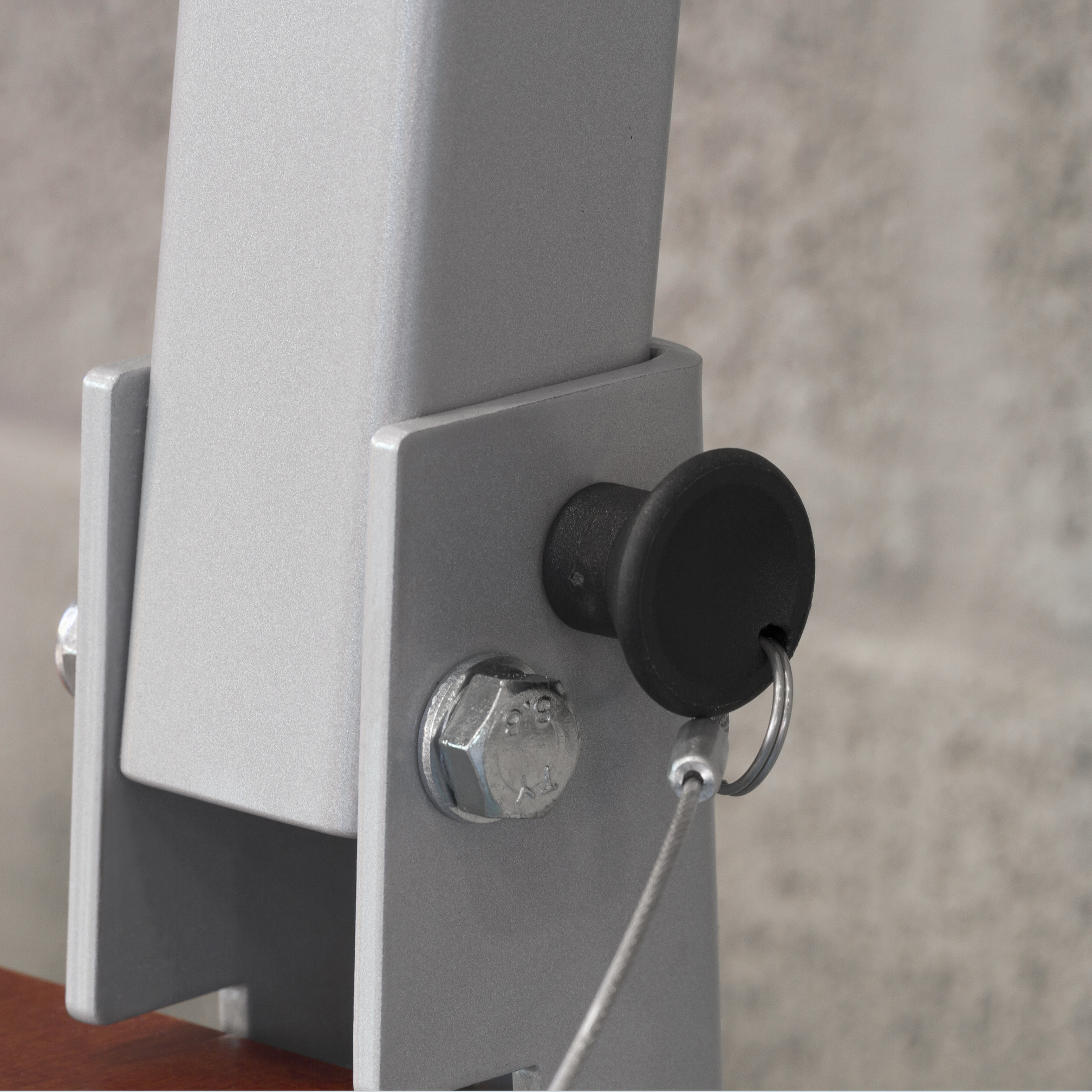 Mobile Tribüne mit Sitzbänken