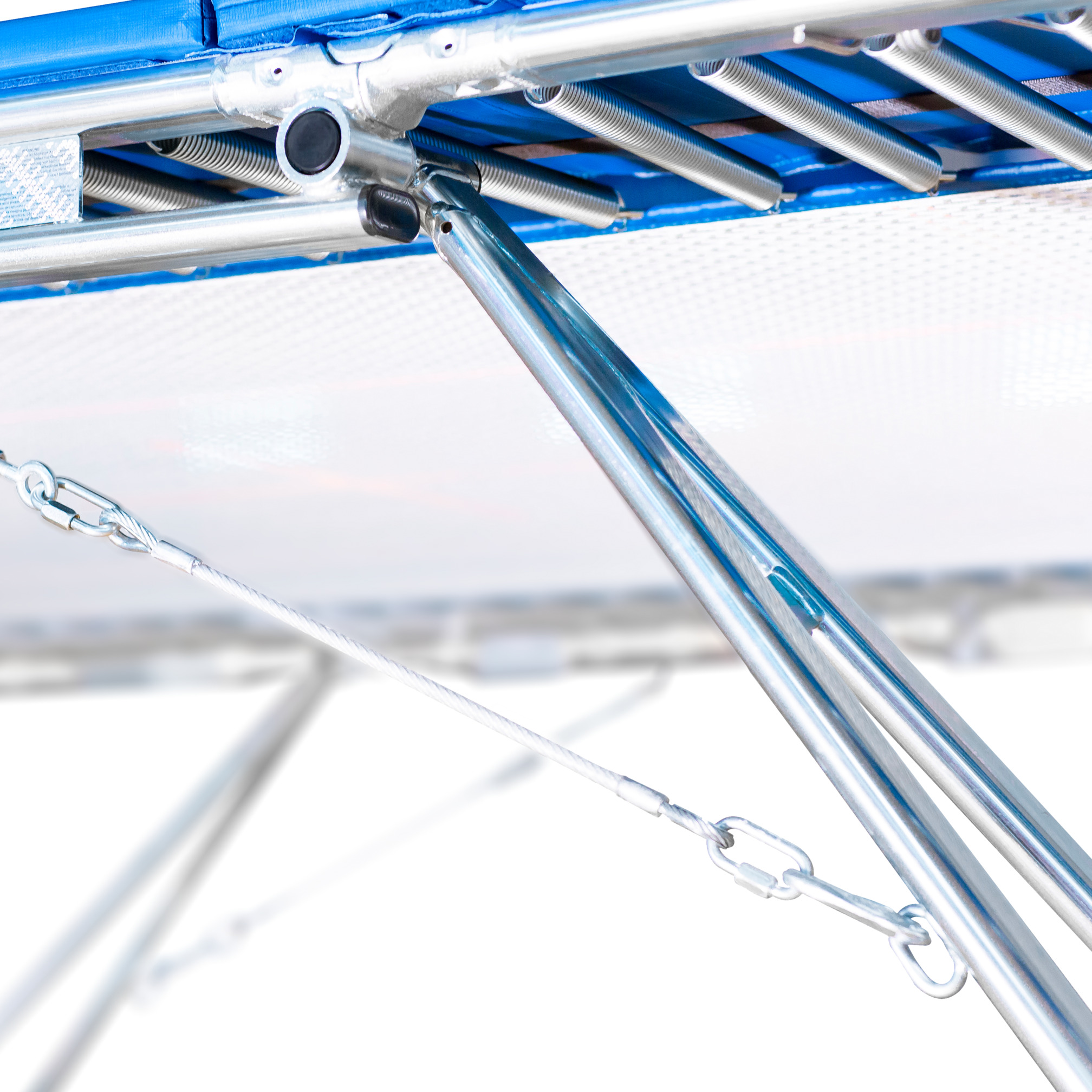 Ultimate trampoline, 4x4 mm