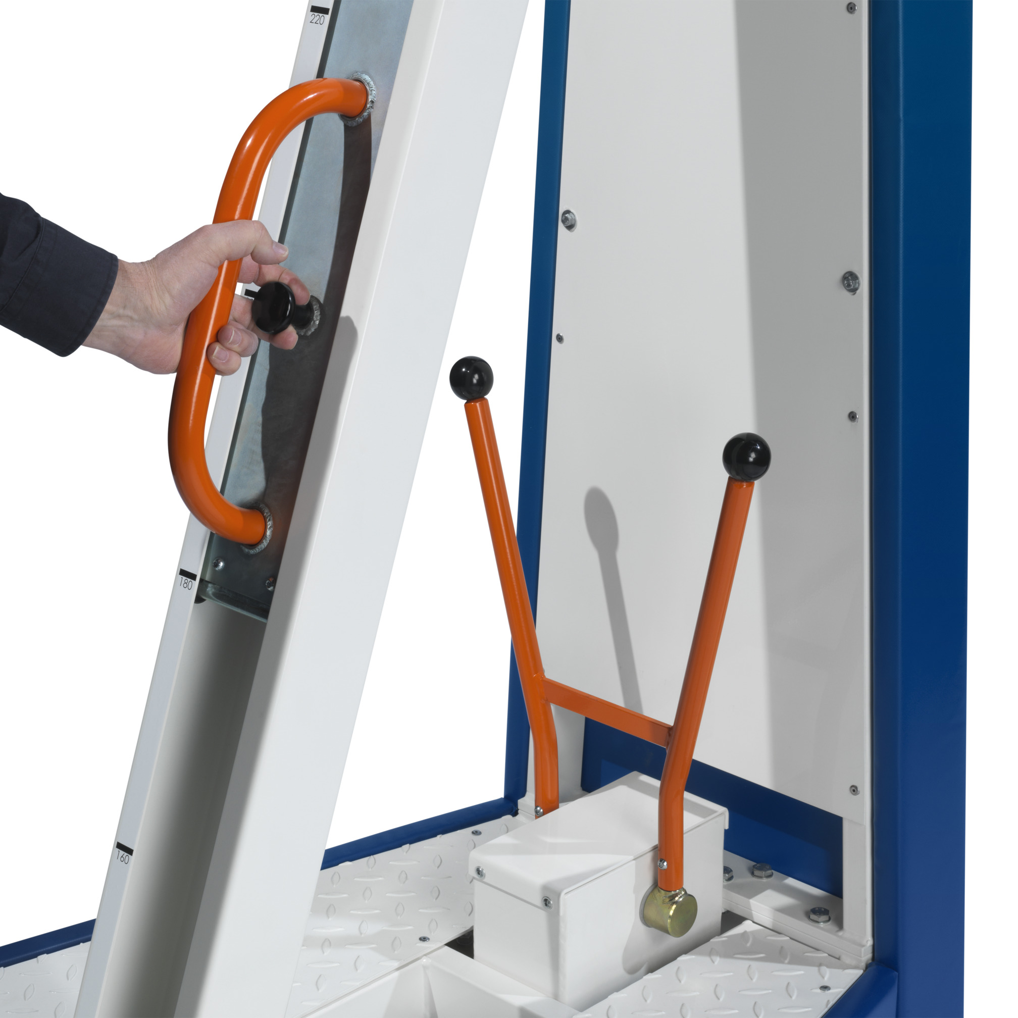 Portable basketball backstop - SAM School
