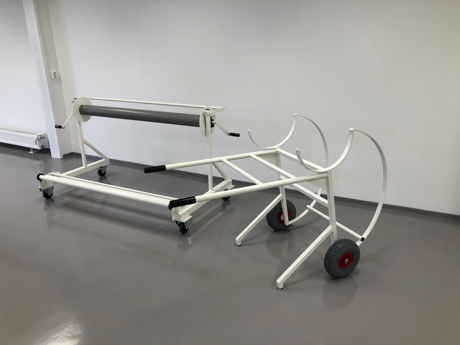 Roll-up and transport cart for rubber mats